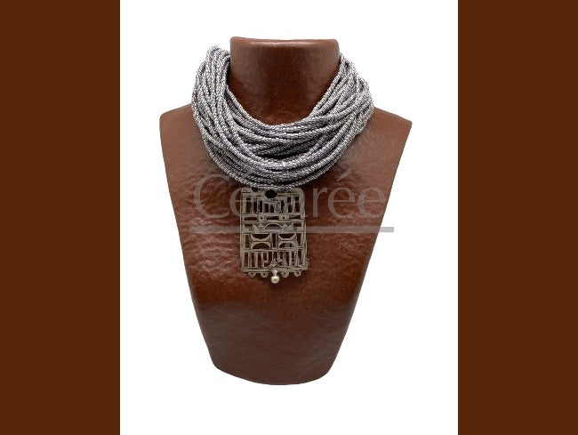 COLLIER PU 8419
