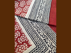 PAREO A DECOR DE FLEURS STYLISEES ROUILLE ET BEIGE